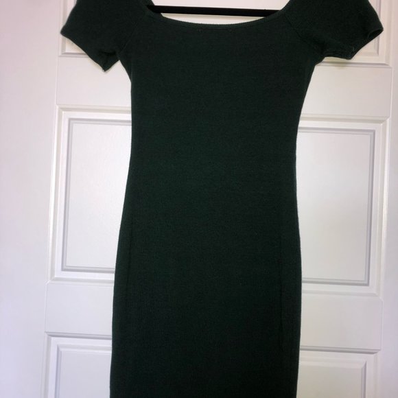 Off-The-Shoulder Dress - Picture 2 of 3